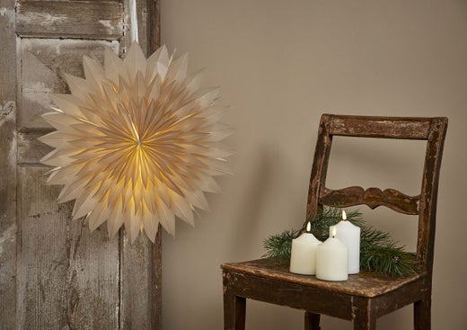 DIS &mdash; Paperit&auml;hti